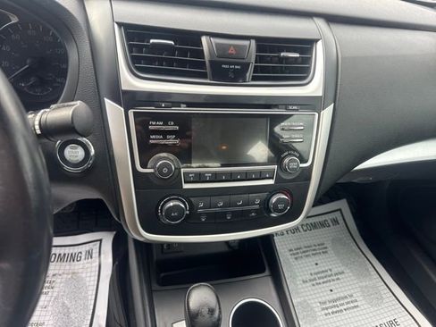 Used 2016 Nissan Altima 2.5 SR image 13