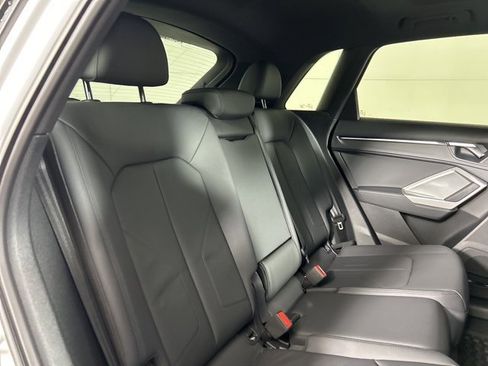 Used 2025 Audi Q3 2.0T Premium Plus w/ Premium Plus Package image 13