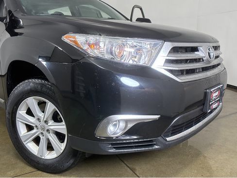 Used 2012 Toyota Highlander SE image 10