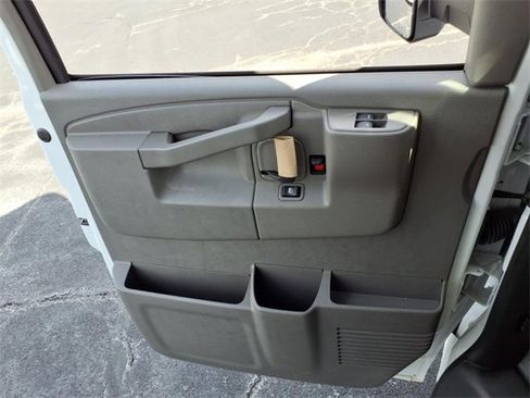 New 2025 Chevrolet Express 3500 w/ Power Convenience Package image 10