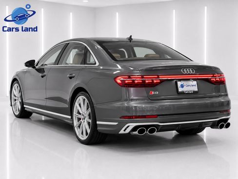 Used 2023 Audi S8 w/ S8 Comfort Plus Package AWD/4WD image 5
