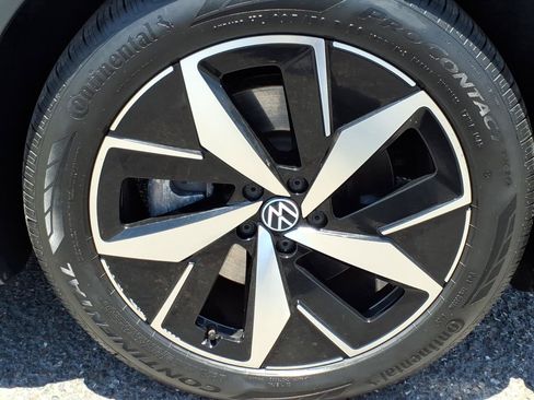 Used 2023 Volkswagen ID.4 Pro S RWD image 9