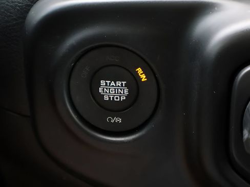Used 2022 Jeep Wrangler Unlimited Rubicon 4xe w/ Cold Weather Group AWD/4WD image 28