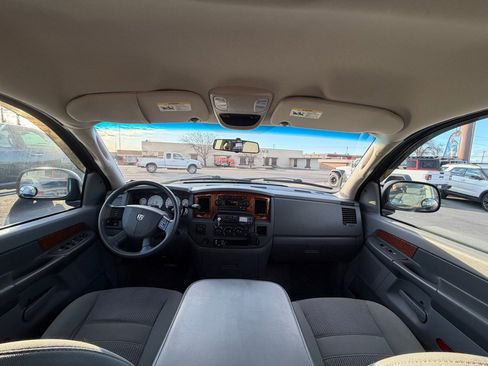 Used 2006 Dodge Ram 1500 Truck SLT image 10