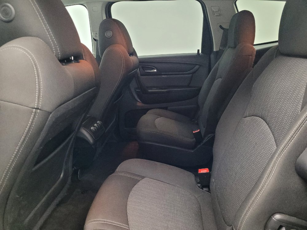 Used 2017 Chevrolet Traverse LT w/ Style and Technology Package AWD/4WD image 18