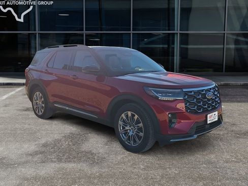 New 2026 Ford Explorer Platinum RWD image 1