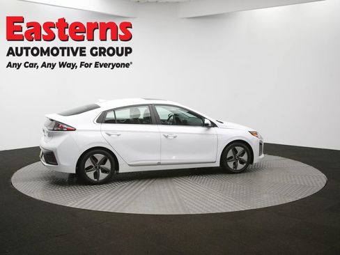 Used 2022 Hyundai Ioniq Limited image 44
