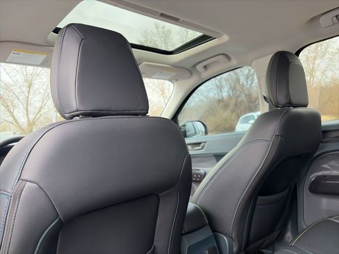 Used 2025 Ford Maverick Lobo image 27