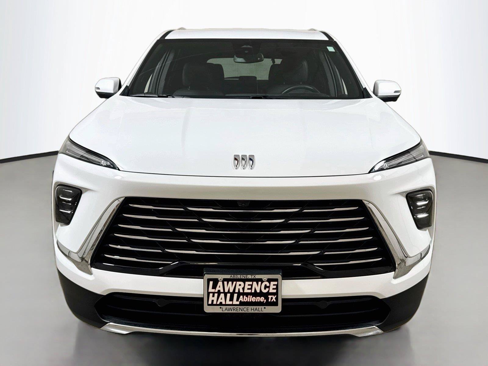 Certified 2026 Buick Enclave Preferred FWD image 2