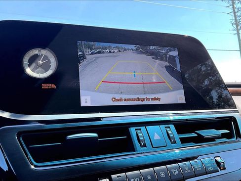 Used 2025 Lexus ES 350 w/ Premium Package image 25