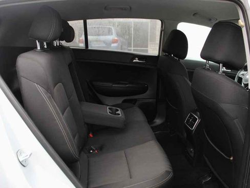 Used 2017 Kia Sportage LX image 24