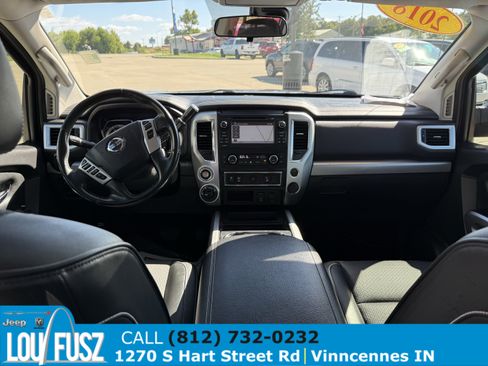 Used 2018 Nissan Titan PRO-4X image 13