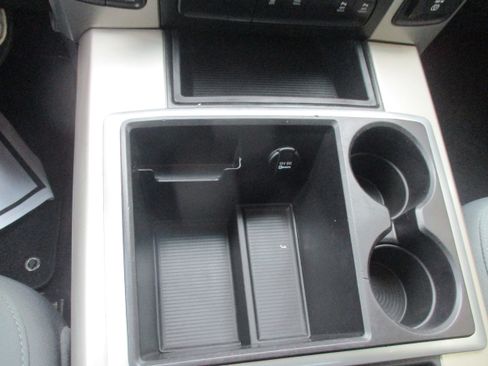 Used 2015 RAM 1500 Lone Star AWD/4WD image 16