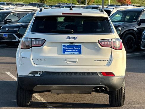 Used 2021 Jeep Compass Limited AWD/4WD image 4