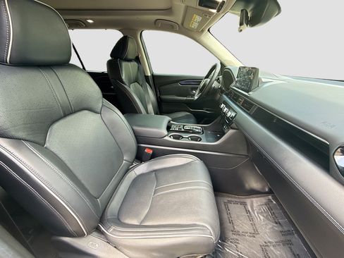 Certified 2024 Honda Pilot Elite image 32