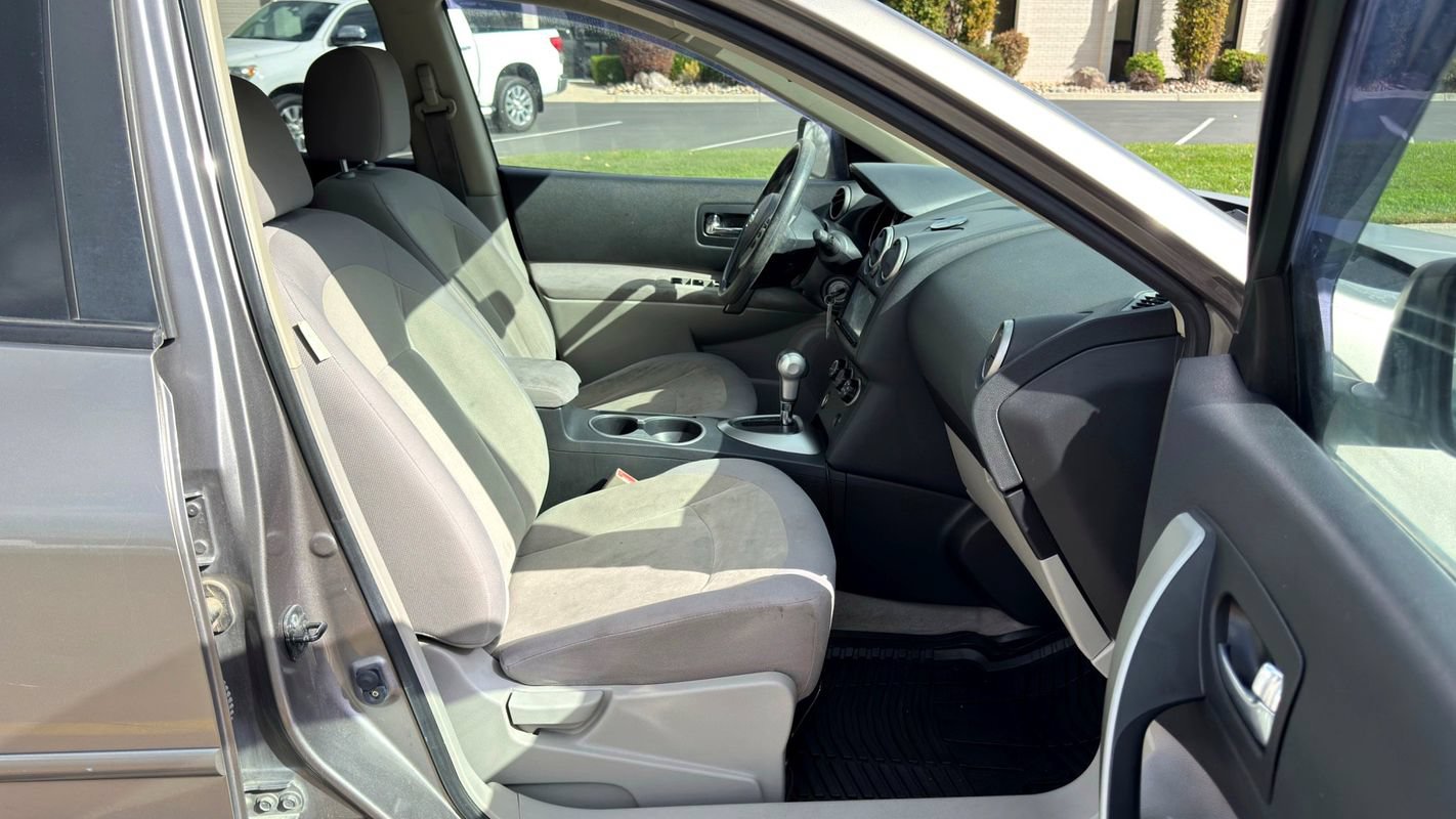 Used 2010 Nissan Rogue S w/ 360 Degree Value Pkg AWD/4WD image 24
