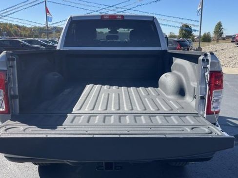Used 2024 RAM 2500 Big Horn w/ Bed Utility Group image 5