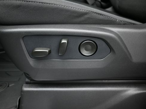 New 2026 GMC Sierra 3500 SLE w/ SLE Value Package image 10