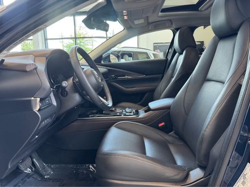 Used 2023 MAZDA CX-30 AWD 2.5 S w/ Premium Package image 11