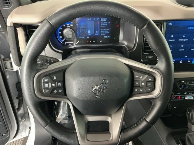 Certified 2023 Ford Bronco Wildtrak AWD/4WD image 18