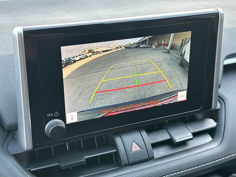Certified 2025 Toyota RAV4 LE AWD/4WD image 20