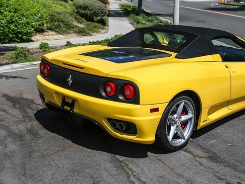 Used 2001 Ferrari 360 Spider RWD image 21