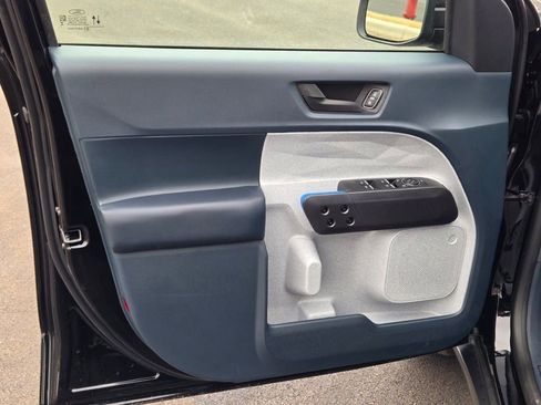 New 2026 Ford Maverick XLT image 9