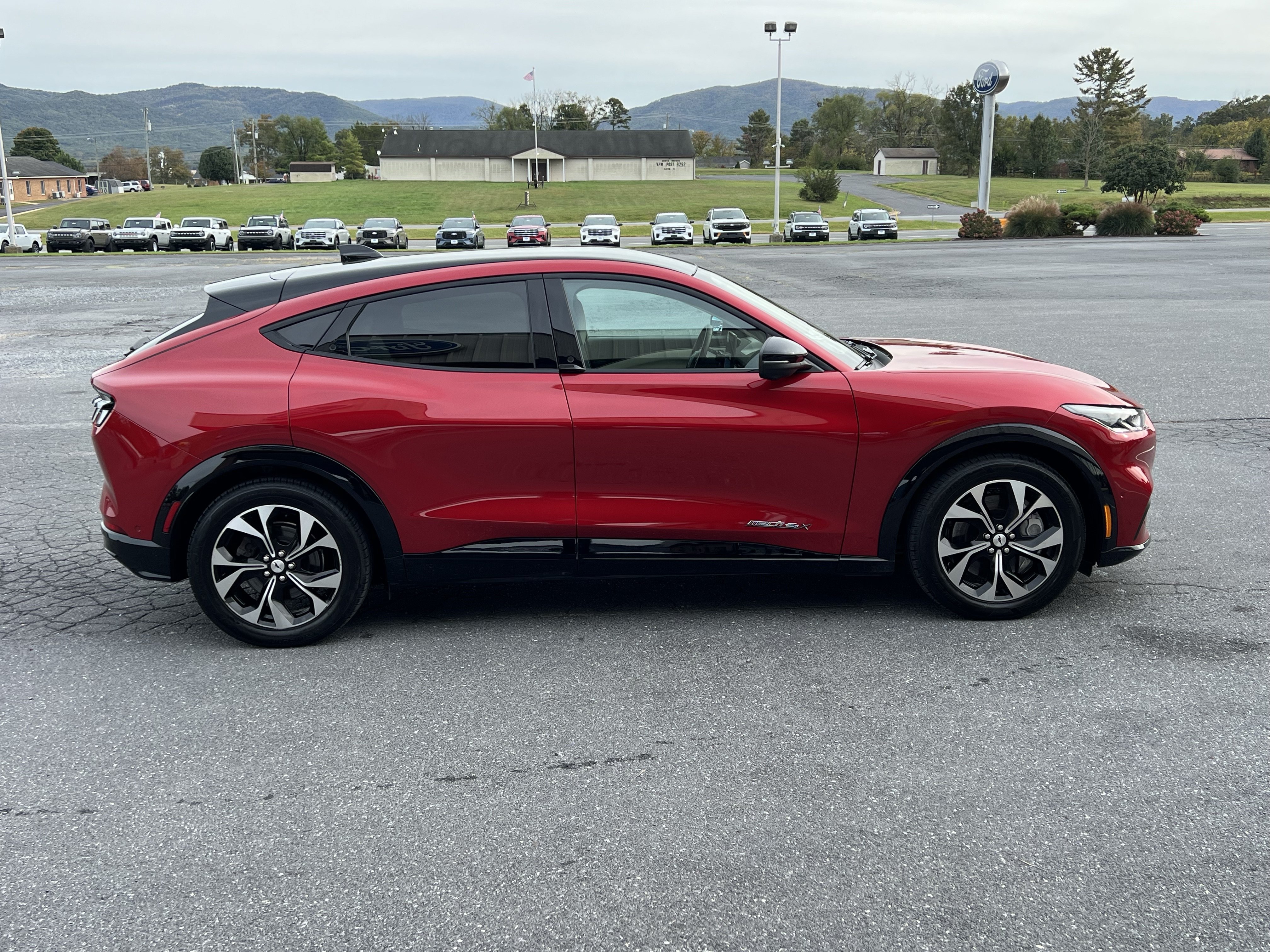 Used 2023 Ford Mustang Mach-E Premium AWD/4WD image 5