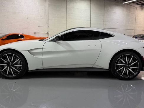 Used 2019 Aston Martin V8 Vantage Coupe RWD image 23