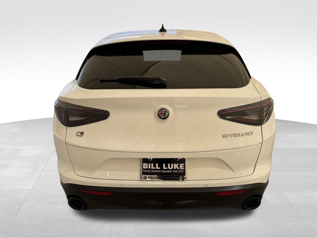 New 2026 Alfa Romeo Stelvio Sprint w/ Convenience Package AWD/4WD image 6