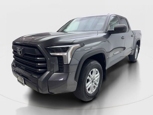 Used 2025 Toyota Tundra SR5 w/ SR5 Premium Package AWD/4WD image 2
