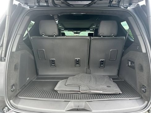 Certified 2026 Cadillac Escalade Platinum Sport w/ LPO, ONYX Package AWD/4WD image 18