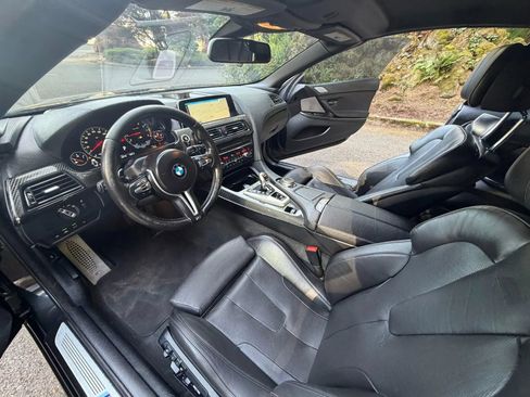 Used 2016 BMW M6 Convertible RWD image 17