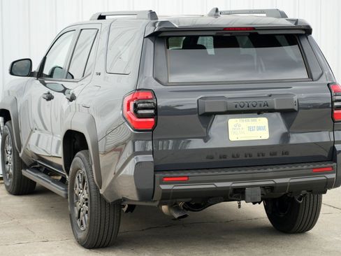Used 2025 Toyota 4Runner SR5 image 50