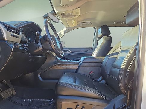 Used 2020 GMC Yukon XL Denali image 26