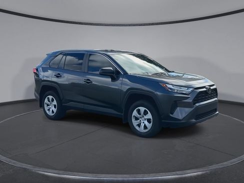 Used 2024 Toyota RAV4 LE FWD image 2
