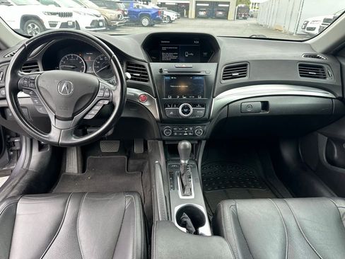 Used 2019 Acura ILX FWD image 9