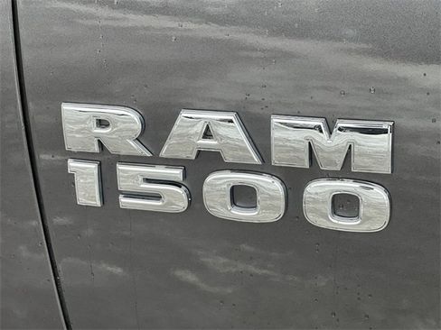 Used 2018 RAM 1500 Express w/ Express Value Package image 11