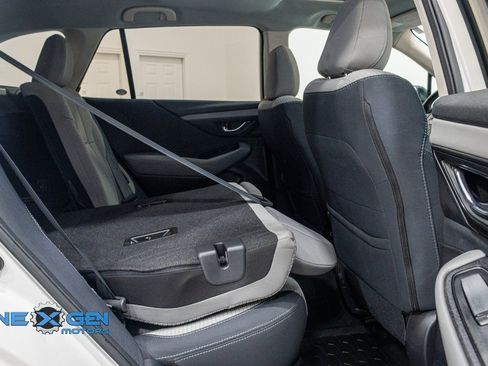 Used 2024 Subaru Outback Premium image 32