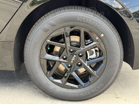 New 2026 Kia K5 LXS FWD image 12
