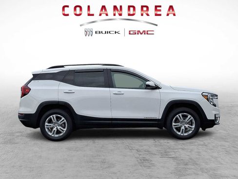 Certified 2022 GMC Terrain SLE w/ Driver Convenience Package AWD/4WD image 6