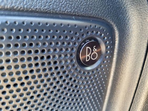 Used 2020 Ford Escape Titanium w/ Titanium Premium Package 2.0 image 26