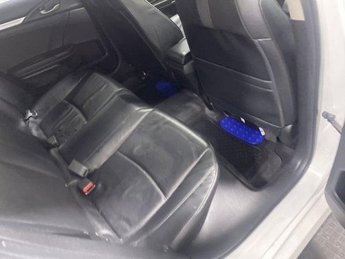 Used 2019 Honda Civic EX-L image 15