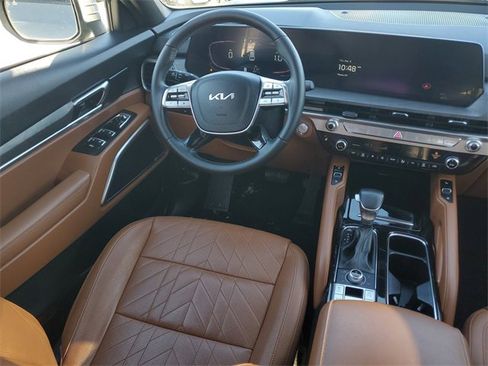 Used 2023 Kia Telluride EX X-Line image 14