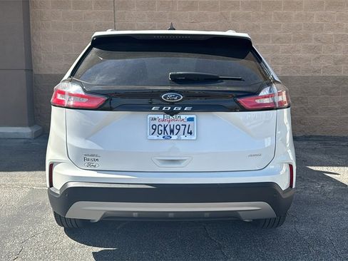 Certified 2023 Ford Edge SEL w/ Convenience Package image 3