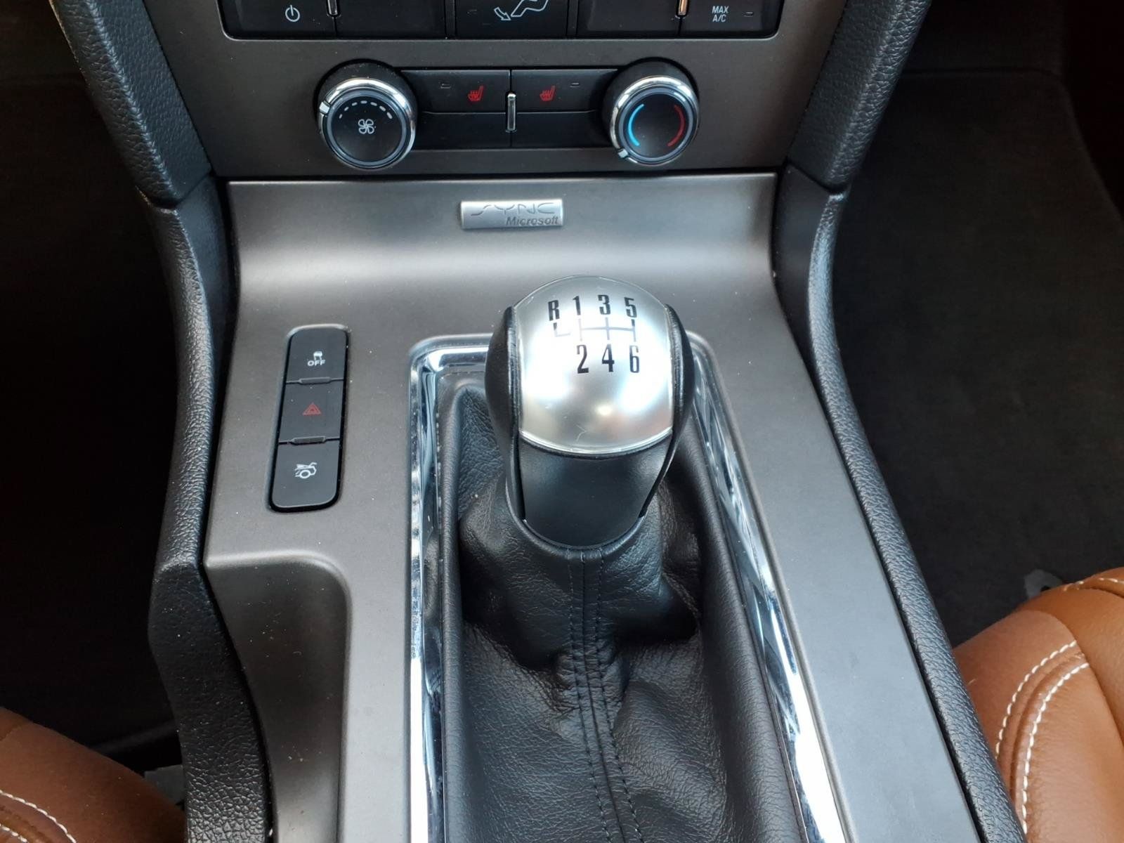 Used 2013 Ford Mustang Premium RWD image 12