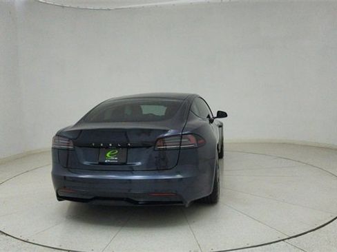 Used 2025 Tesla Model S image 63