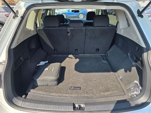 Used 2020 Volkswagen Tiguan S AWD/4WD image 16