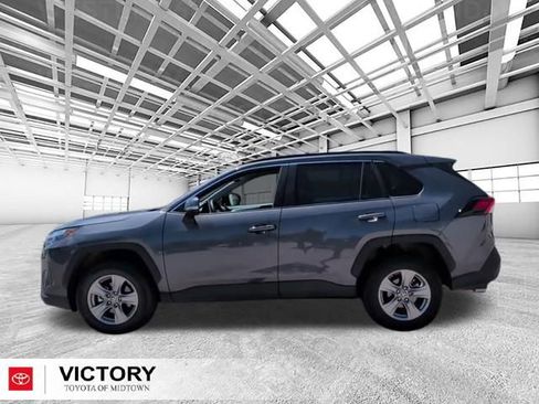 Certified 2025 Toyota RAV4 XLE FWD image 5