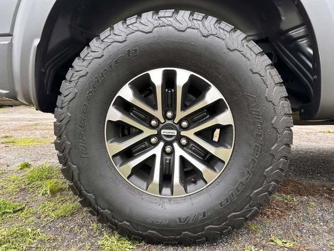 Used 2019 Ford F150 Raptor w/ Equipment Group 802A Luxury AWD/4WD image 6